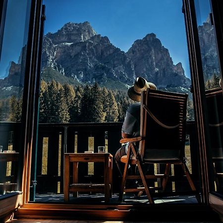 Hotel Ciasa Salares San Cassiano  Extérieur photo